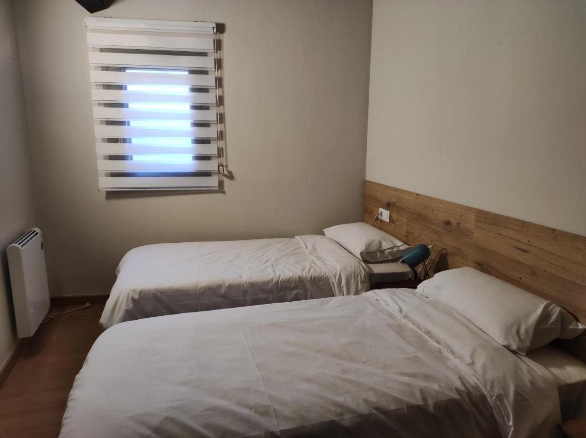 Apt 3 Atic Acollidor Al Centre De Vic - Aptgarbi Eksteriør bilde